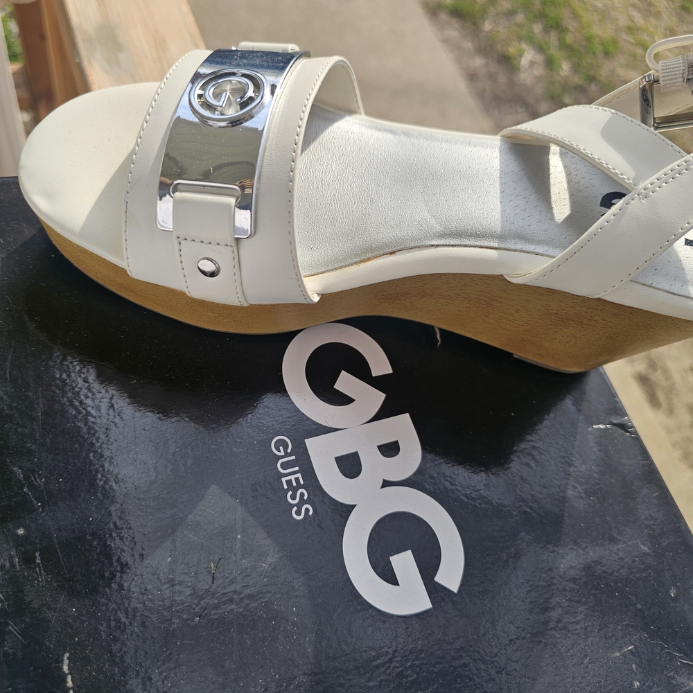 Guess Cream Wedge Sandals with Silver Accents